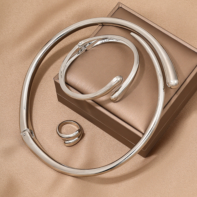 3 Piece Heavy Geometric Bracelet, Ring & Necklace Set - Image 7