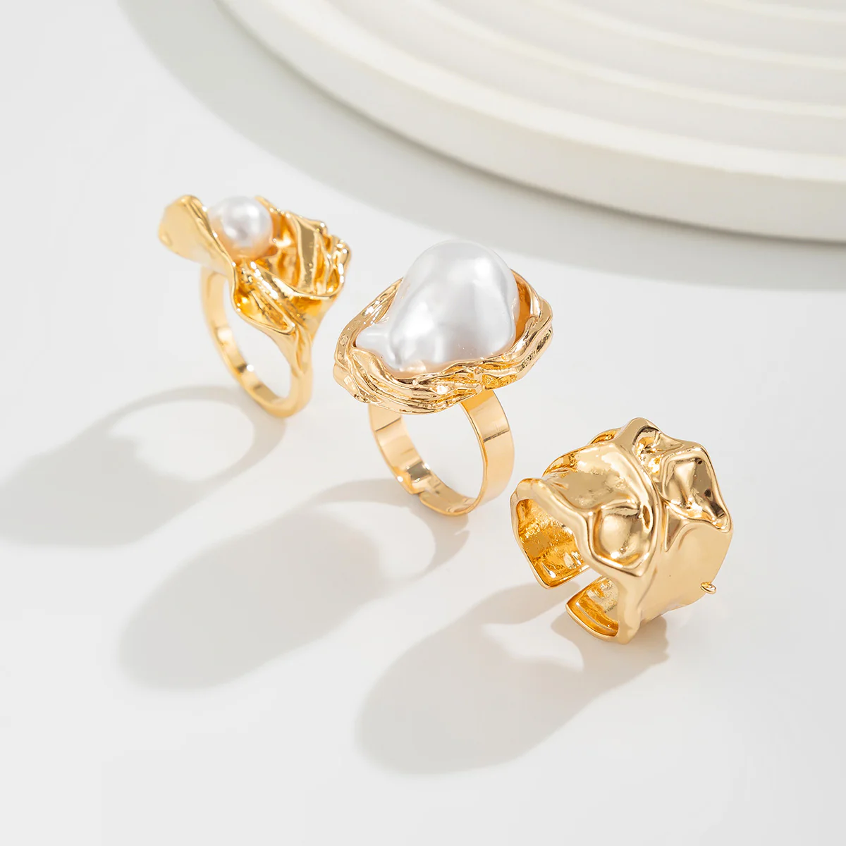 3-Piece Liquid Metal Baroque Pearl Hug Ring Set - Image 3