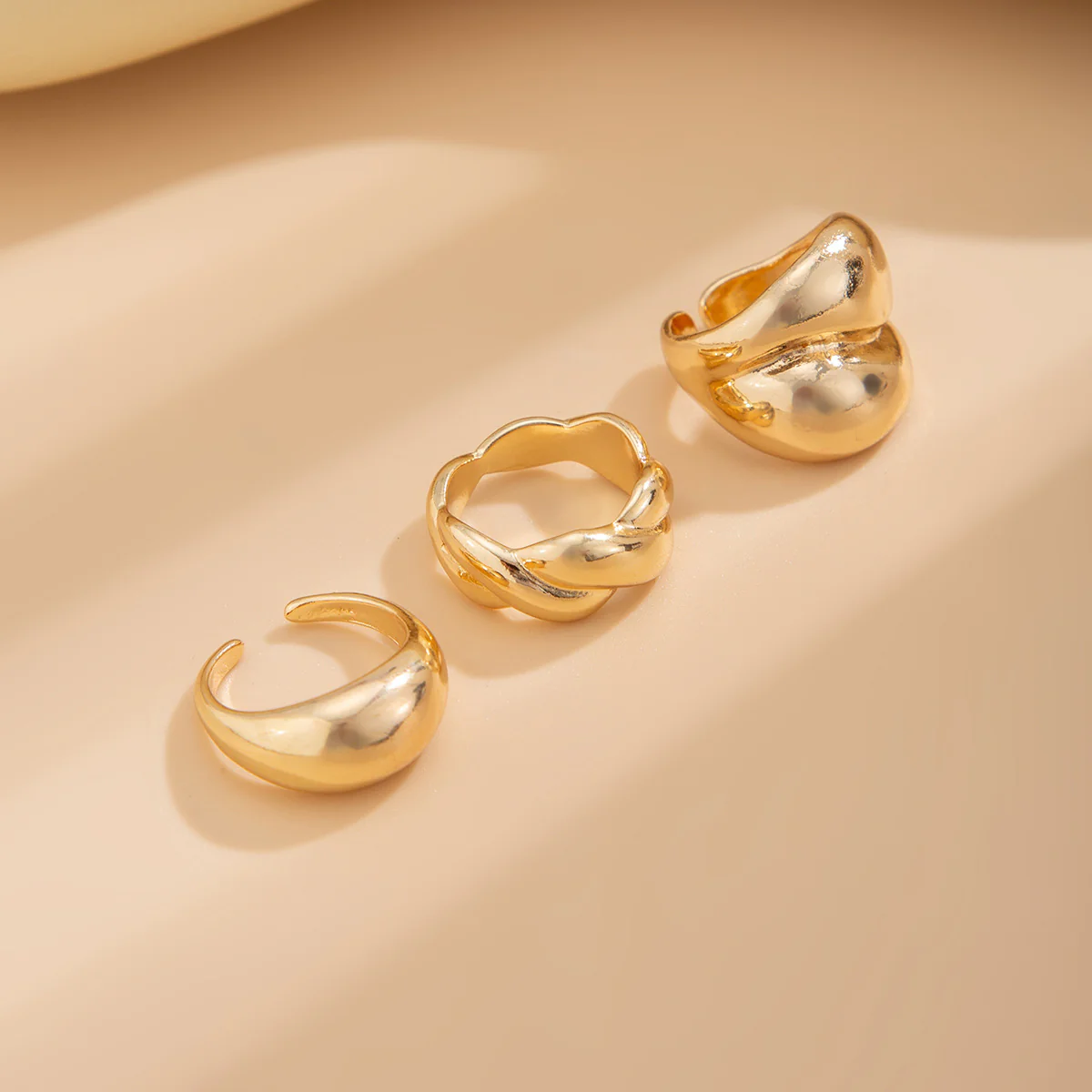 3-Piece Polished Liquid Metal Textured Band Ring Set - Image 2
