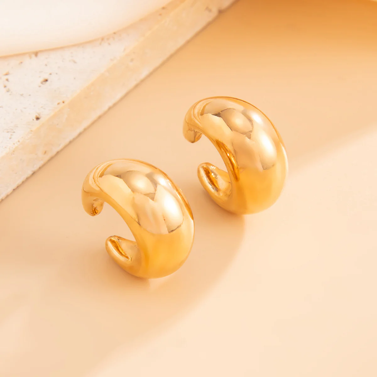 Abstract Spiral Cuff No Piercing Earrings - Image 3