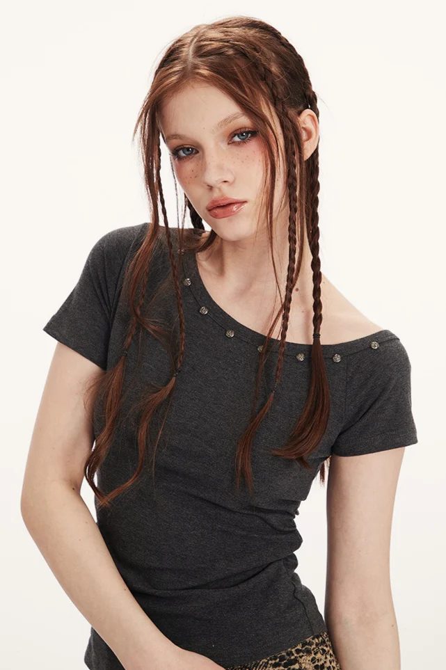 Asymmetrical Bodycon Cropped Short Sleeve Tee - Image 2