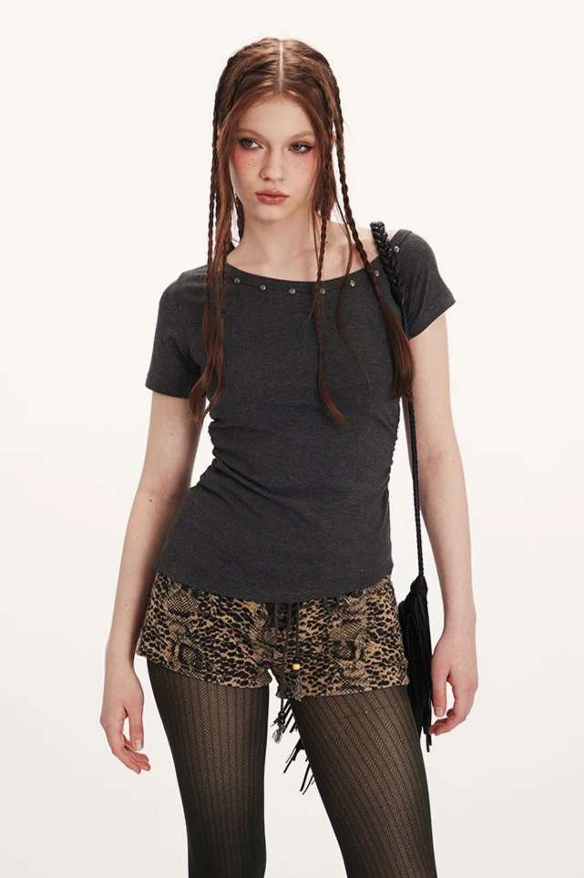 Asymmetrical Bodycon Cropped Short Sleeve Tee - Image 6