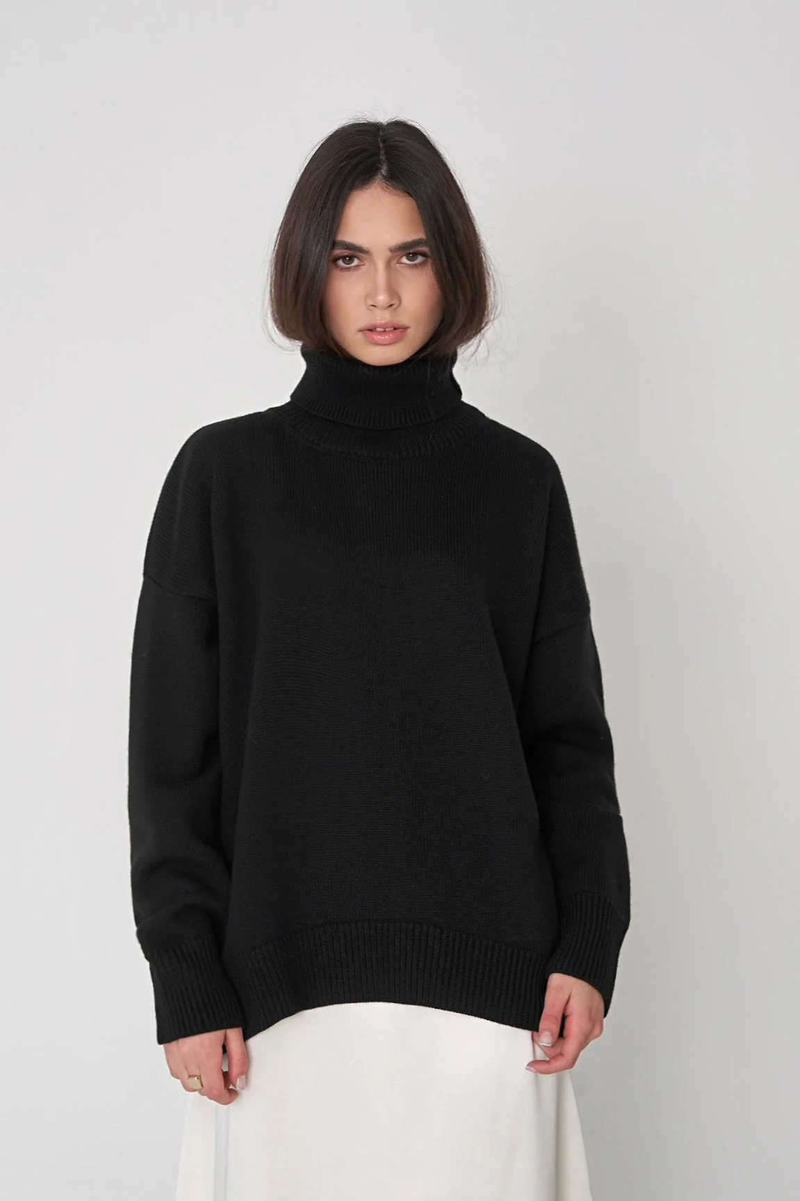 Basic Solid Knit Turtleneck Sweater - Image 16