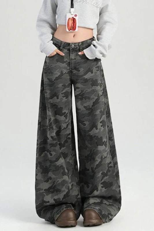 Camouflage Wide Leg High Waist Relaxed Jeans