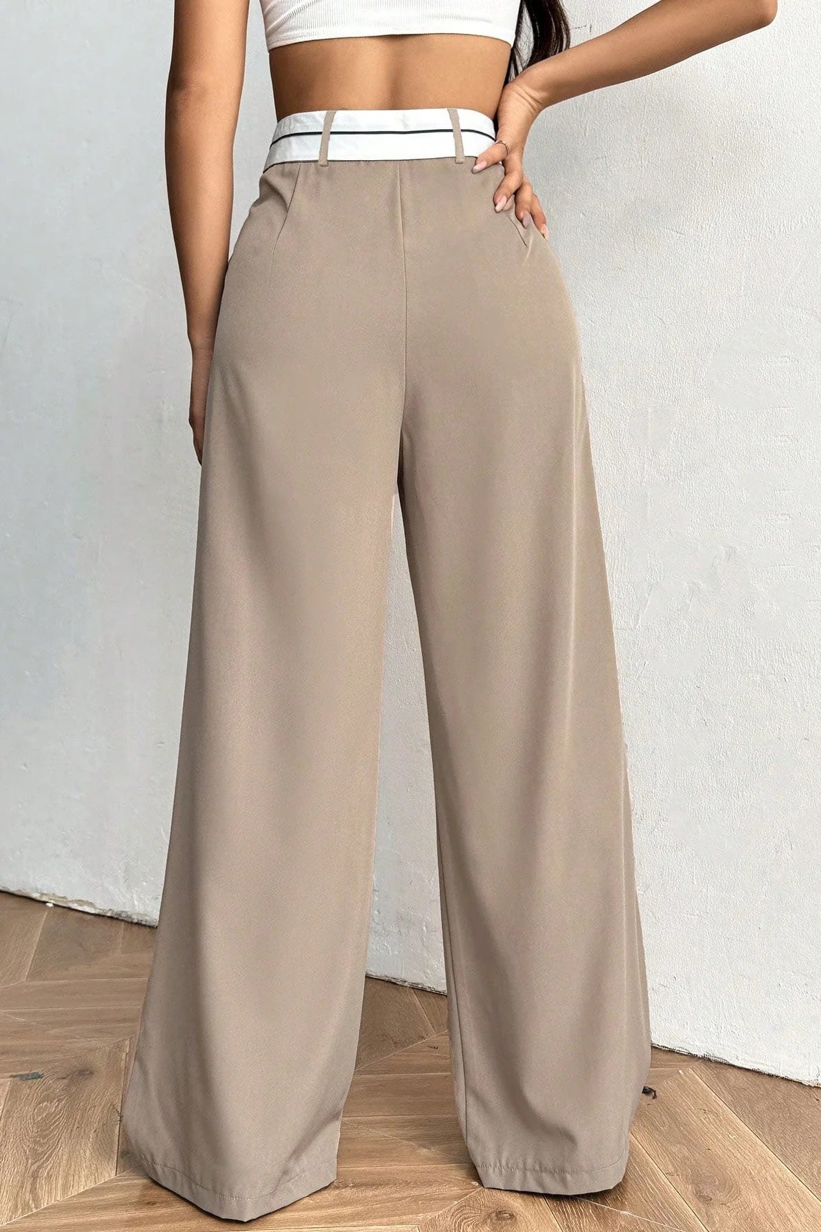 Contrast Comfort Relaxed Wide Leg Pants - Image 9