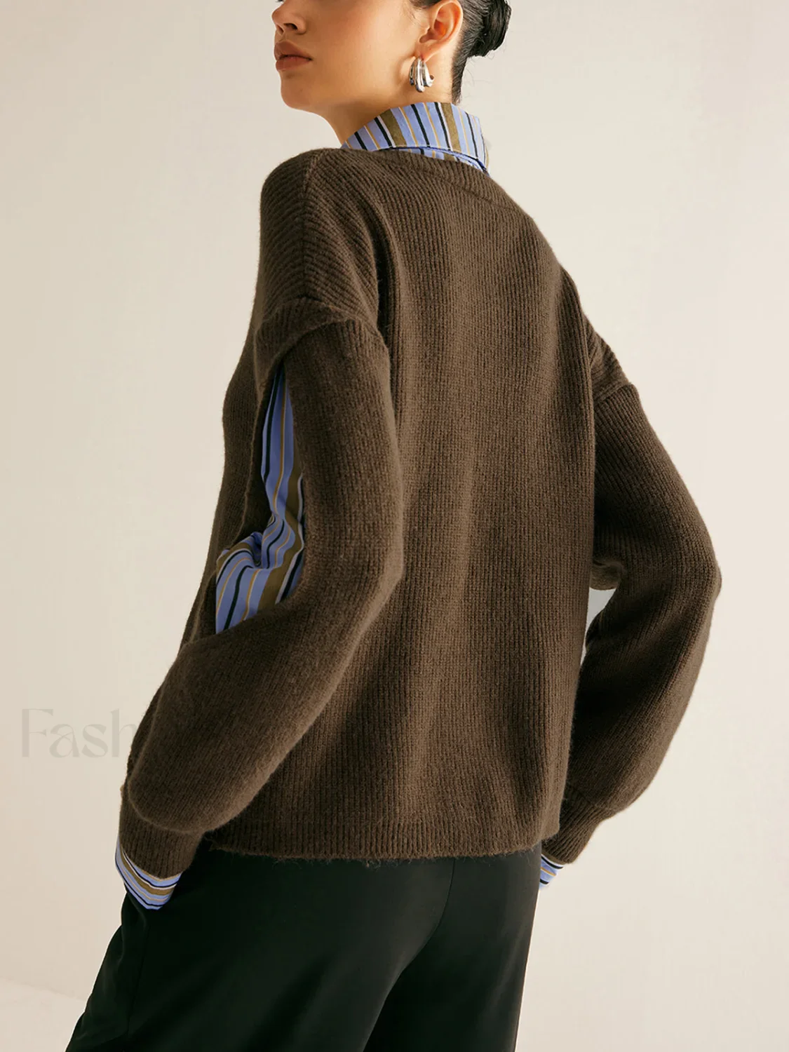 2 in 1 Ribbed Cutout Sweater - Image 5