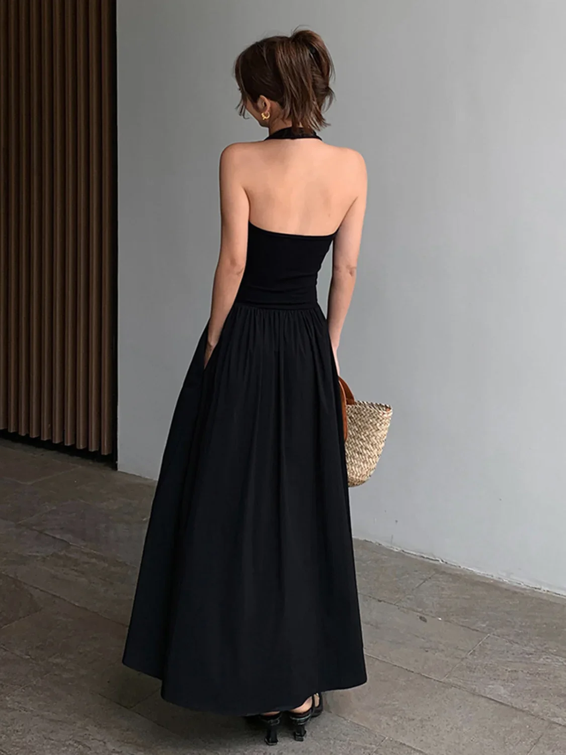 Minimalist Halter Backless Long Dress - Image 7