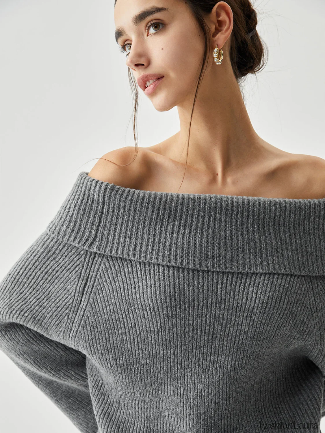 Oversized Overfold Off Shoulder Knit Sweater - Image 12