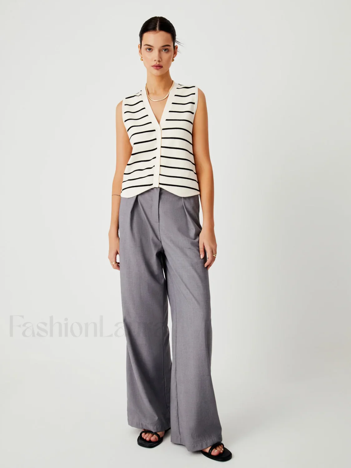 Effortless Stripe Vest - Image 4