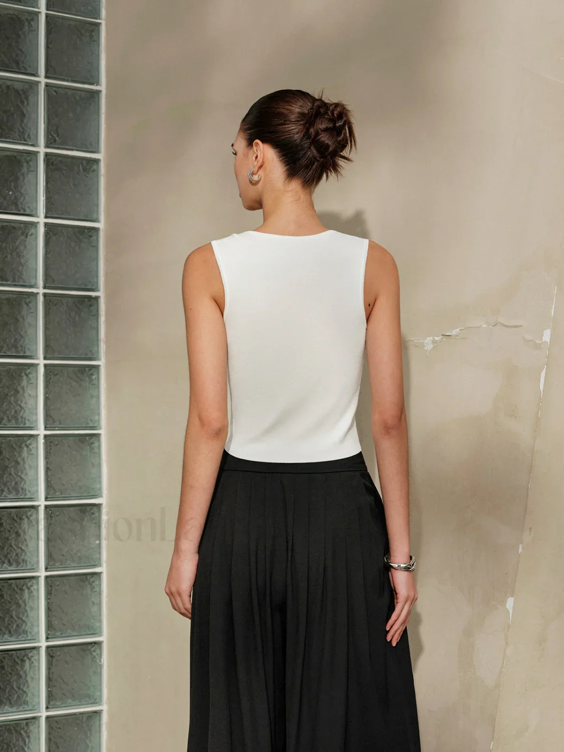 Delicate-Strap Crop Knit Top - Image 6