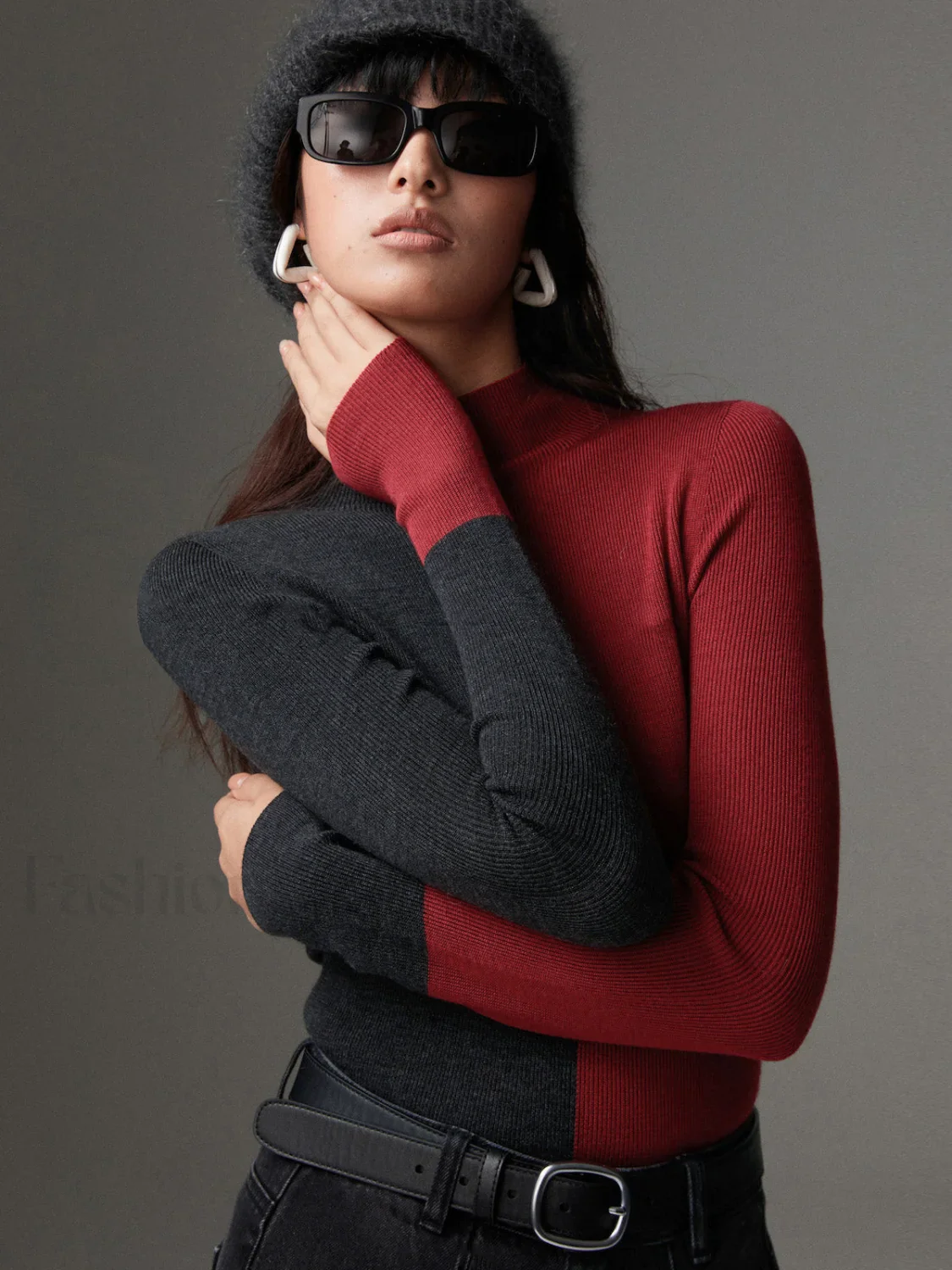 Wool-Blend Two Tone Skinny Knit Top - Image 9