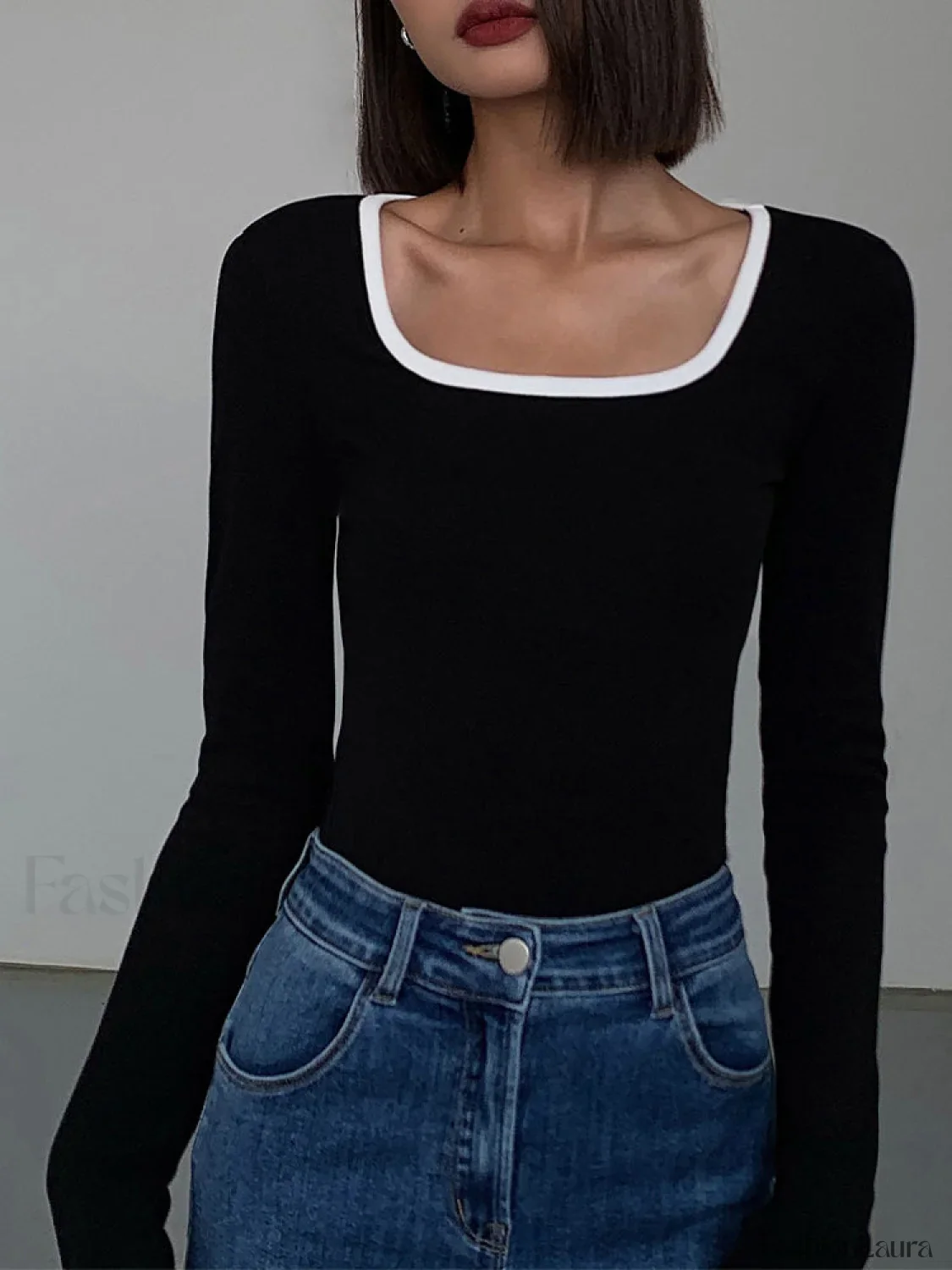 Sliver Lining Contrast Neckline Long Sleeve Top - Image 21