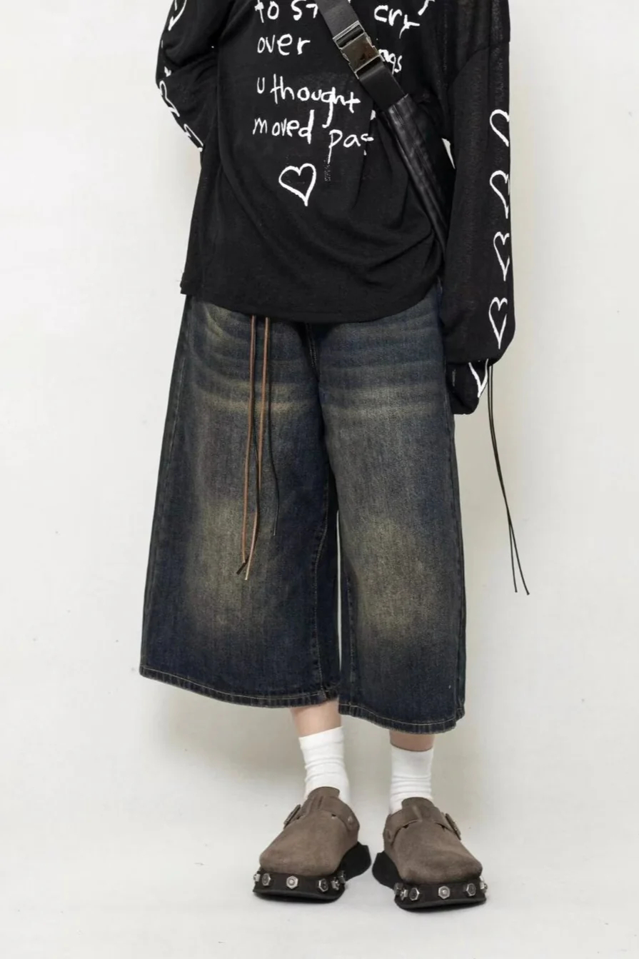 Cropped Wide Leg Vintage Distressed Jeans - Image 4