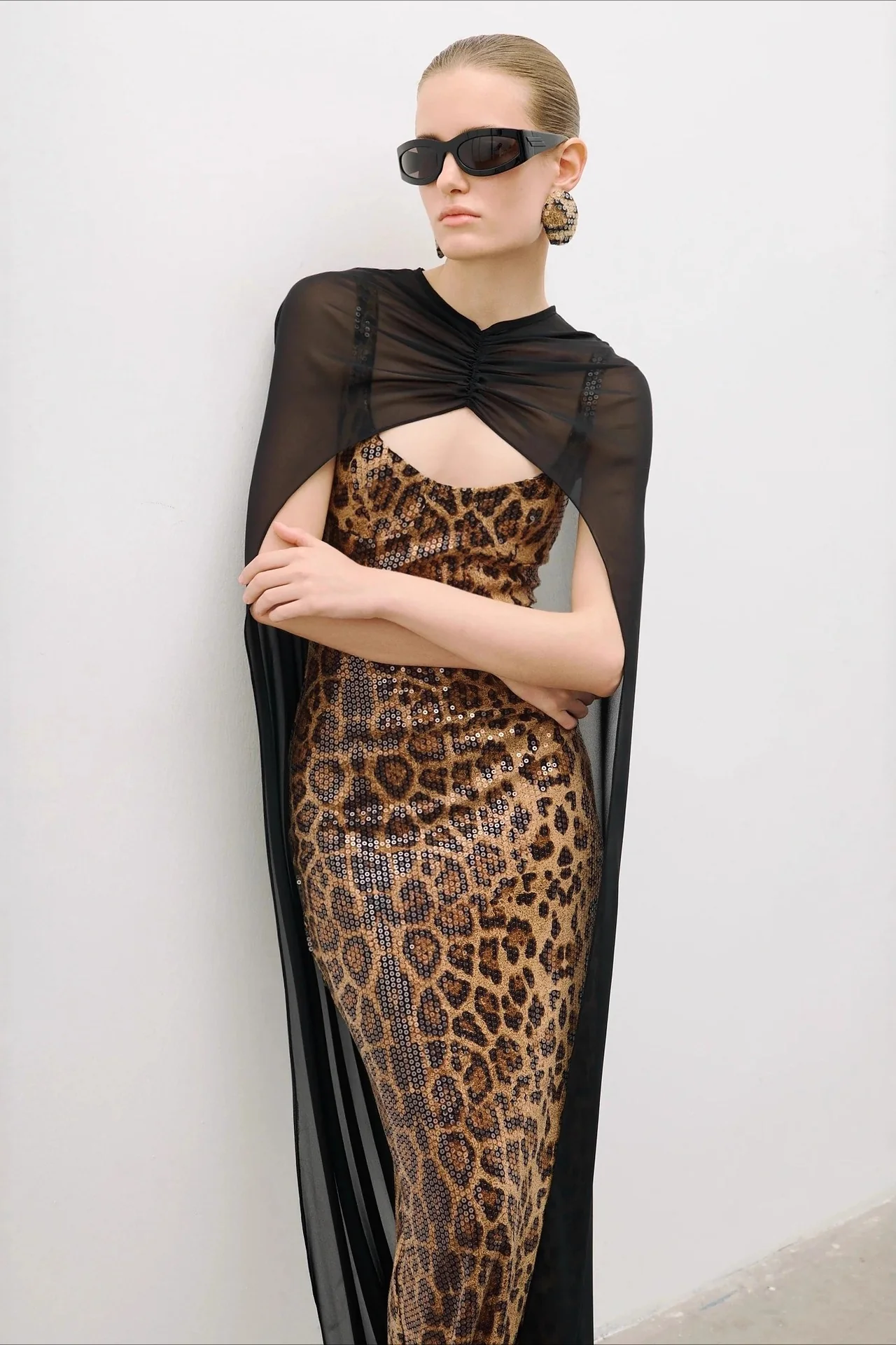 Leopard Sequin Sheer Cape Spaghetti Strap Backless Prom Dress - Image 3