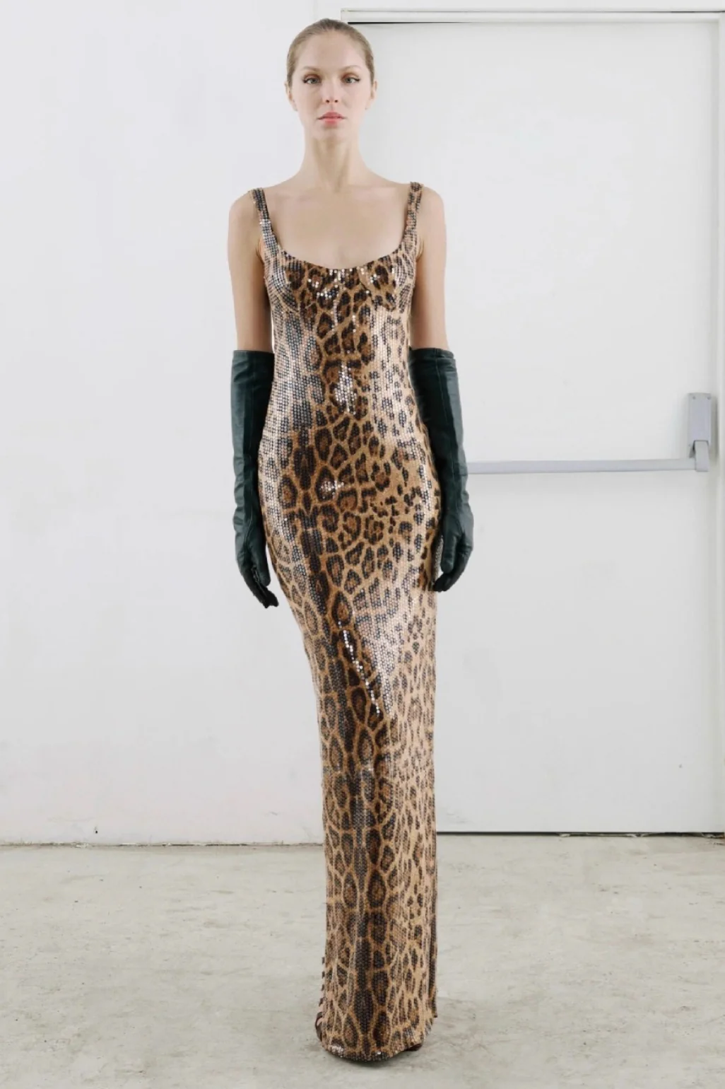 Leopard Sequin Sheer Cape Spaghetti Strap Backless Prom Dress - Image 4