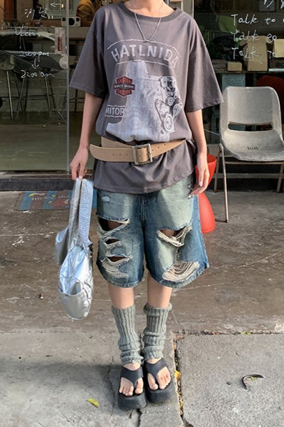 Distressed Frayed Hem Mid Length Denim Shorts - Image 7