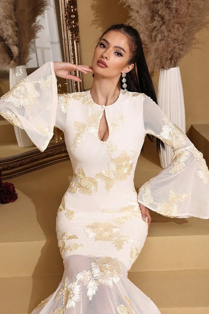 Elegant Embroidered Mesh Trumpet Sleeve Prom Dress
