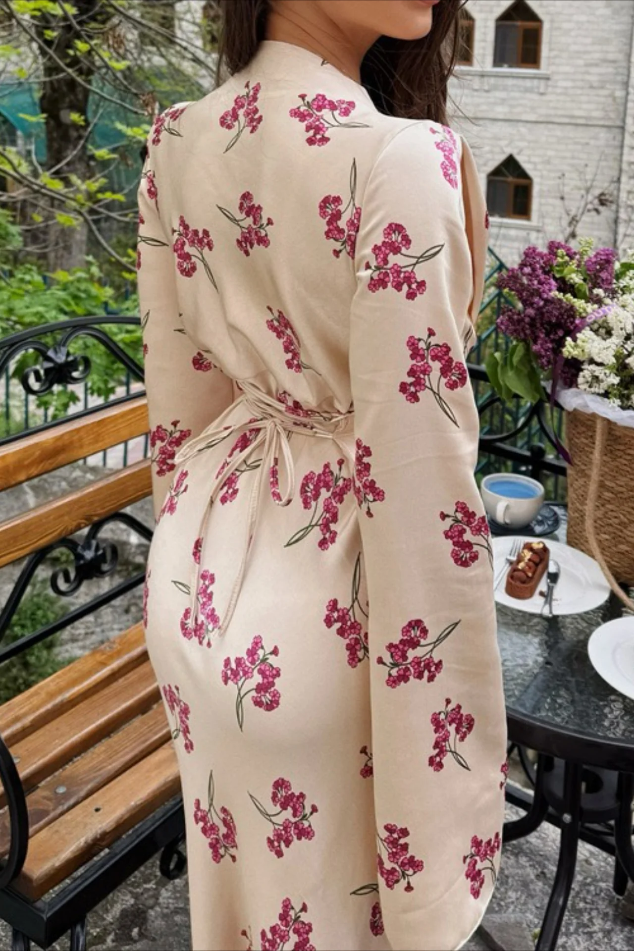 Elegant V Neck Flare Sleeve Maxi Floral Dress - Image 13