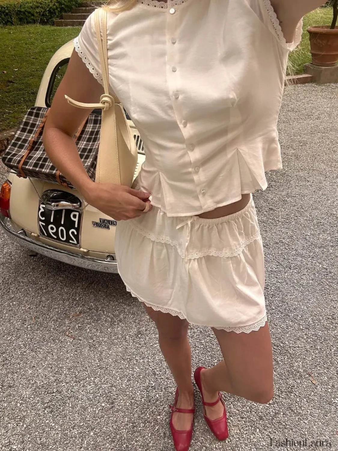 Fashion Lace O-Neck Pleated Skirt Two Piece Set - Image 13