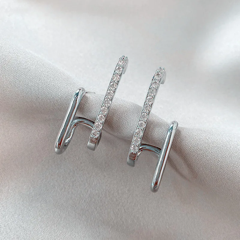 Bright Crystal Luxury Korean Unusual Claw Stud Irregular Pearl Earring - Image 8