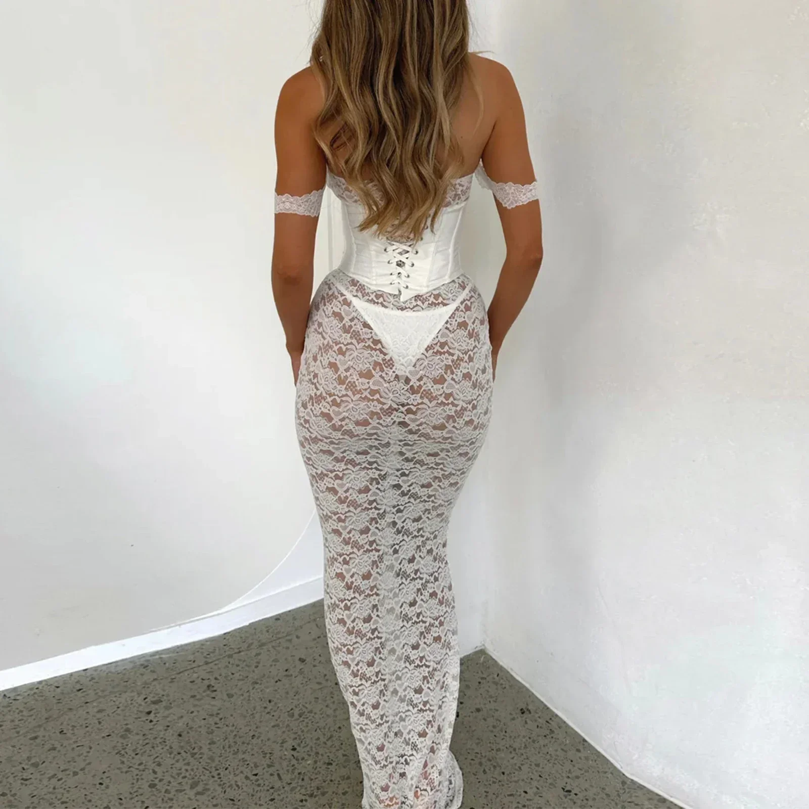 Elegant Lace Maxi For Women Fashion Off-shoulder Sleeveless Backless Bodycon Long Lace Dress - Image 6