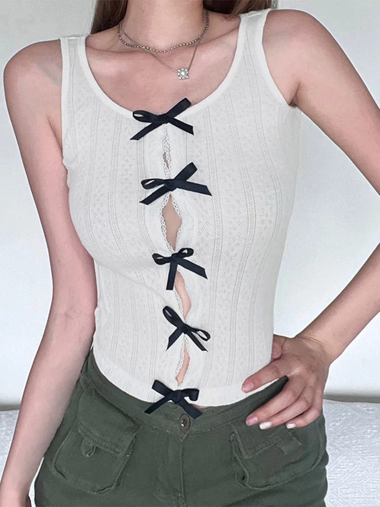 Women Floral Print Crossover V-neck Short Sleeve Tee - Image 3