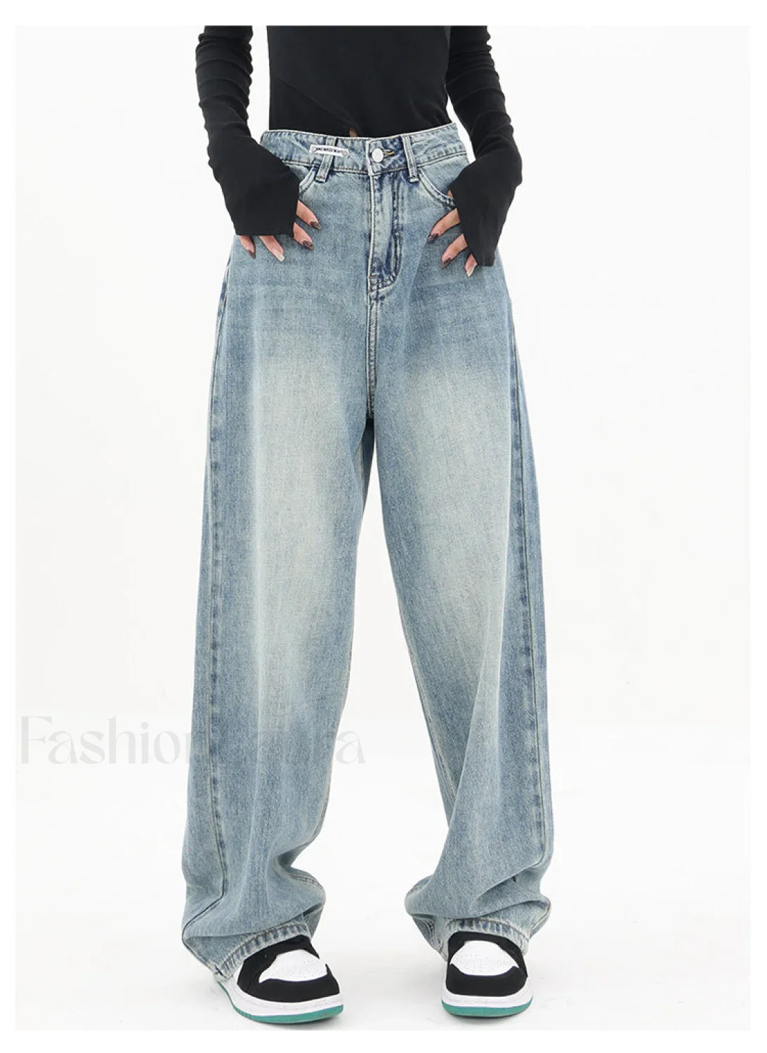 Light Blue Wash Trendy Baggy Boyfriend Jeans - Image 10