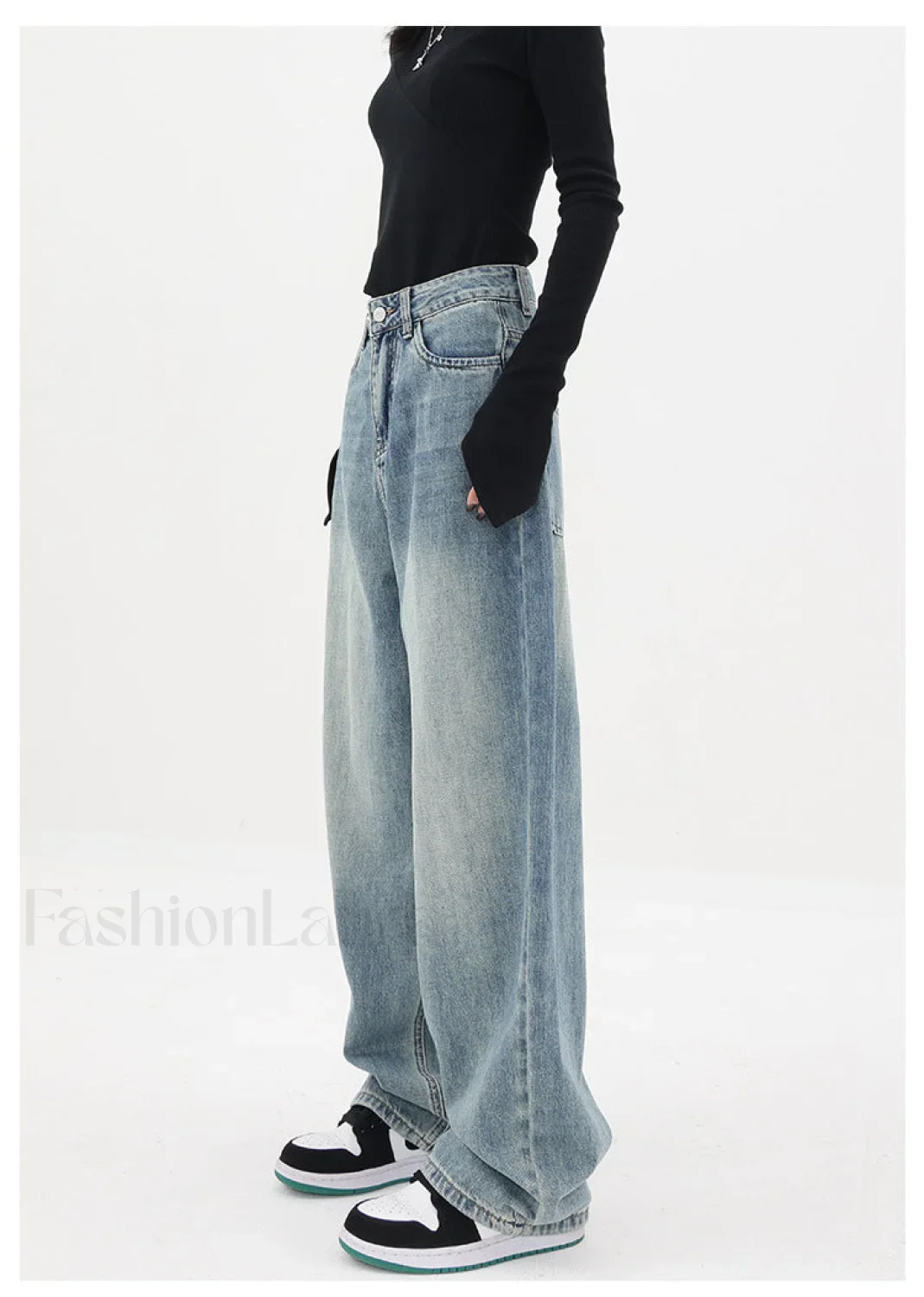 Light Blue Wash Trendy Baggy Boyfriend Jeans - Image 16