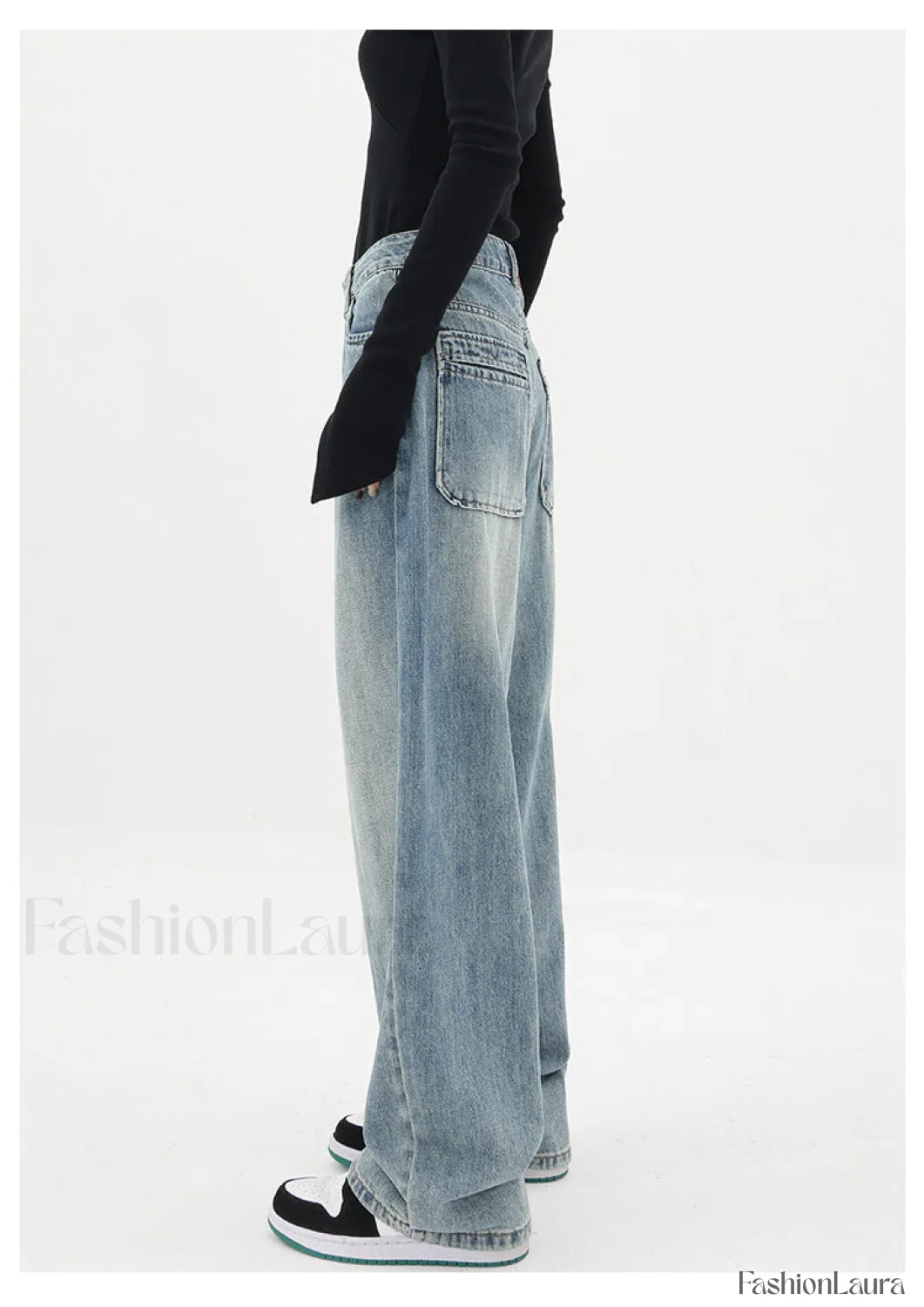 Light Blue Wash Trendy Baggy Boyfriend Jeans - Image 25