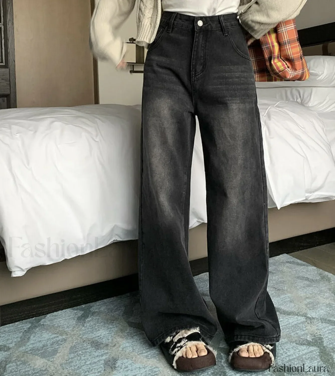 Vintage Wash Graceful Baggy Boyfriend Jeans - Image 11