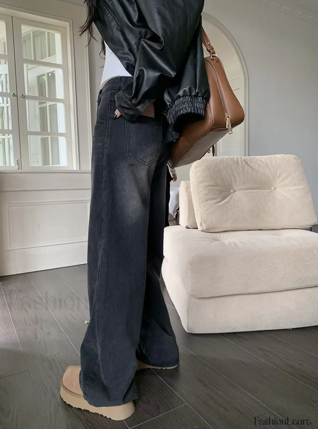 Vintage Wash Graceful Baggy Boyfriend Jeans - Image 13