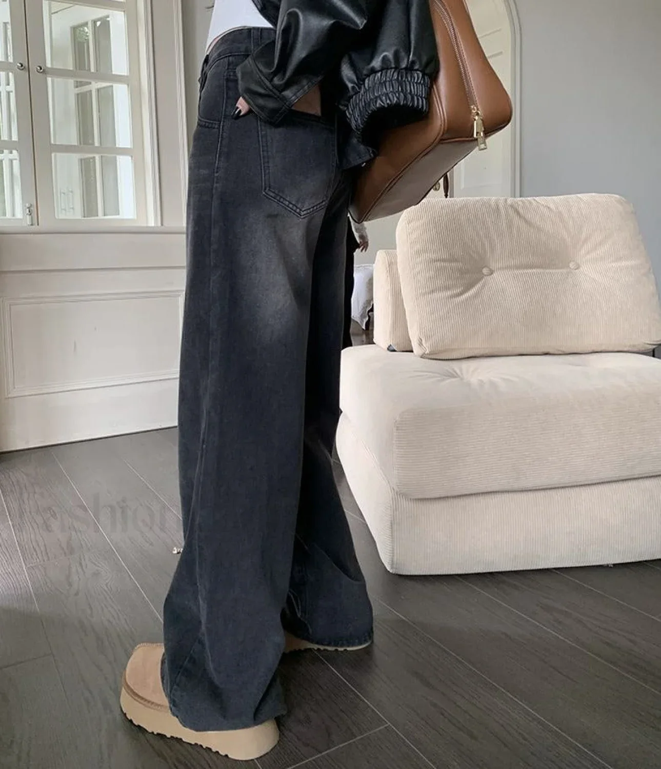 Vintage Wash Graceful Baggy Boyfriend Jeans - Image 2