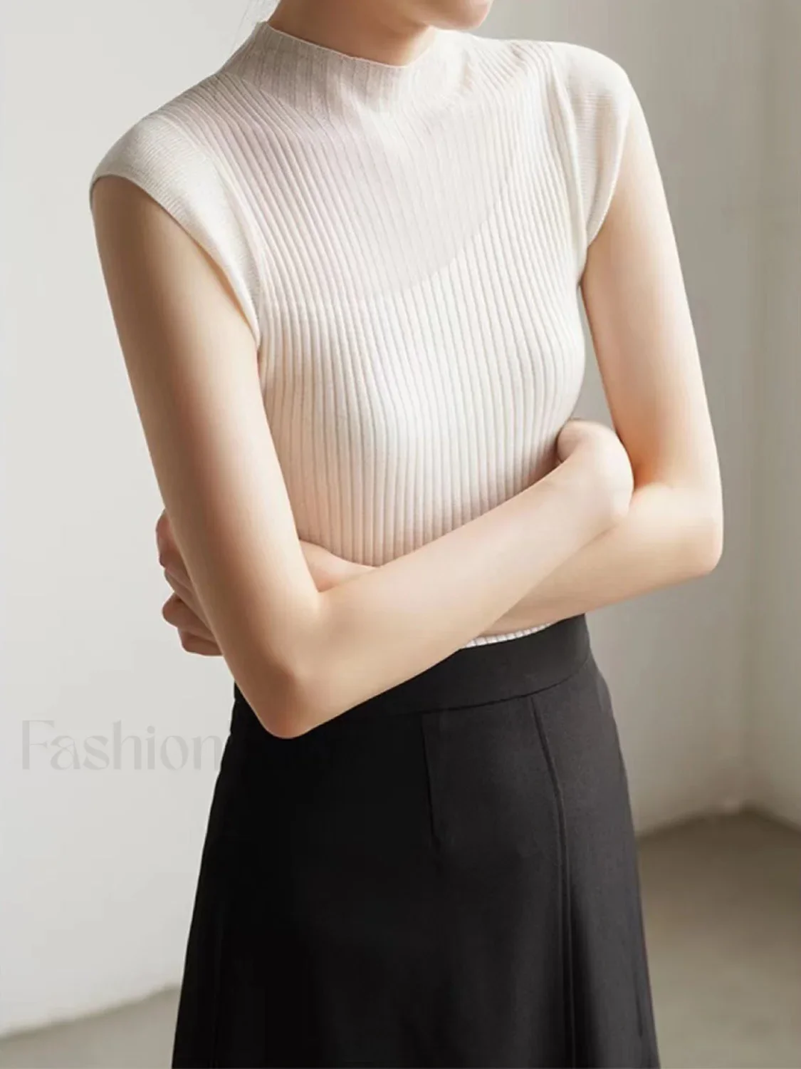 Mesh Patchwork Graceful Sleeveless Top - Image 14