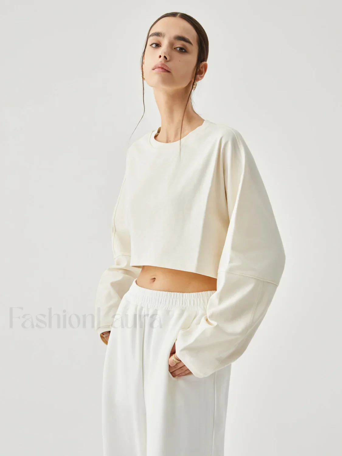 Living Easy Graceful Crop Sweatshirt - Image 9