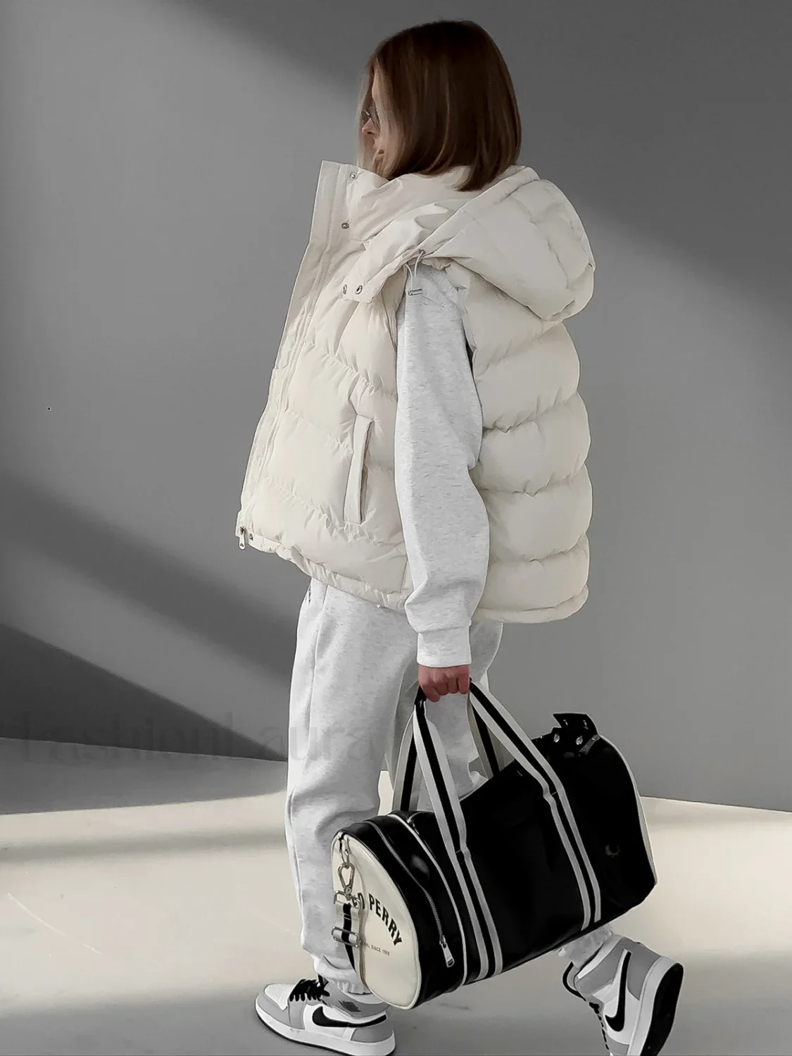 Lightweight Quilted Graceful Puffer Down Coat - Image 6