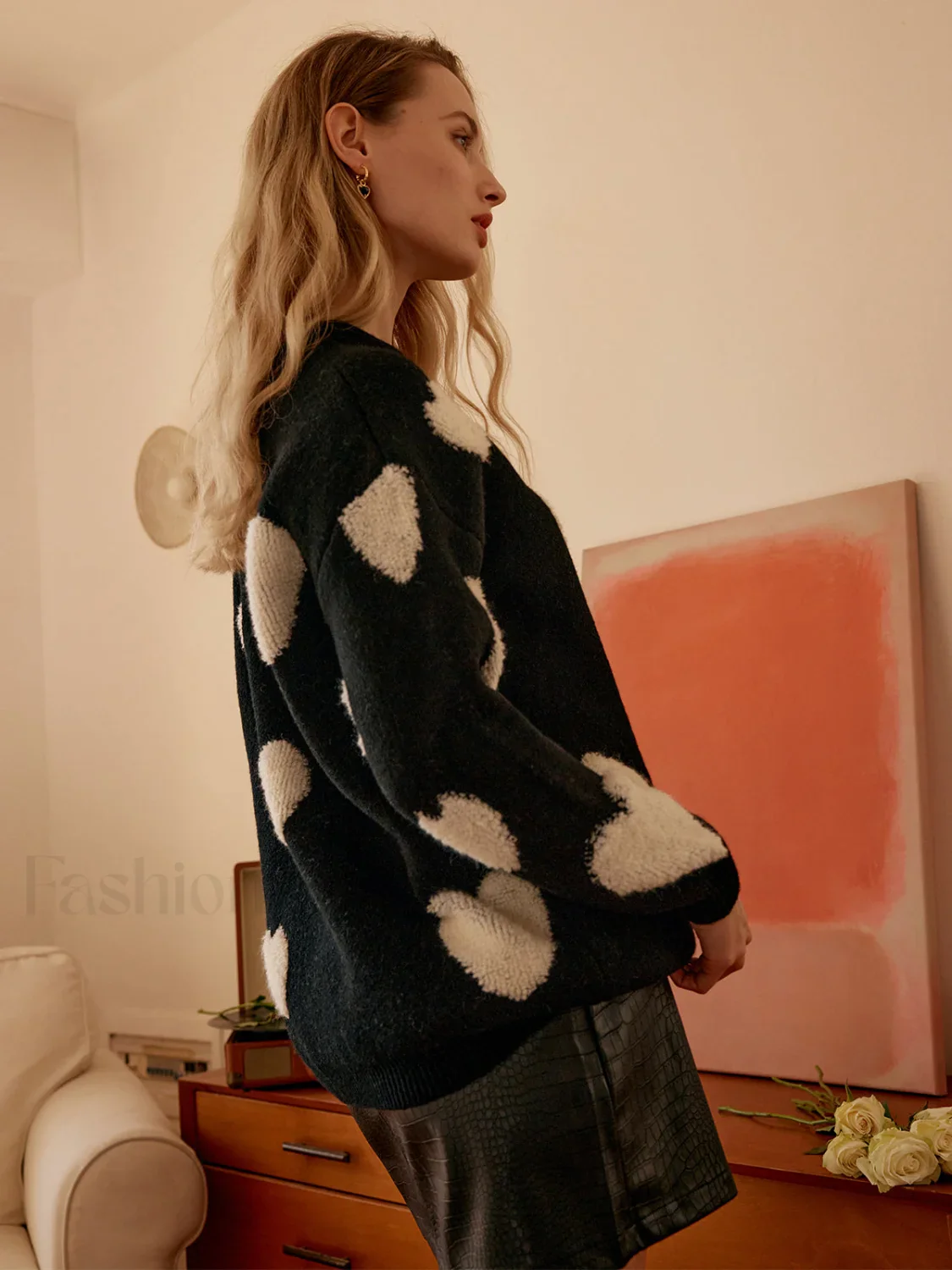 Knit Heart Pattern Trendy Crew Neck Sweater - Image 8