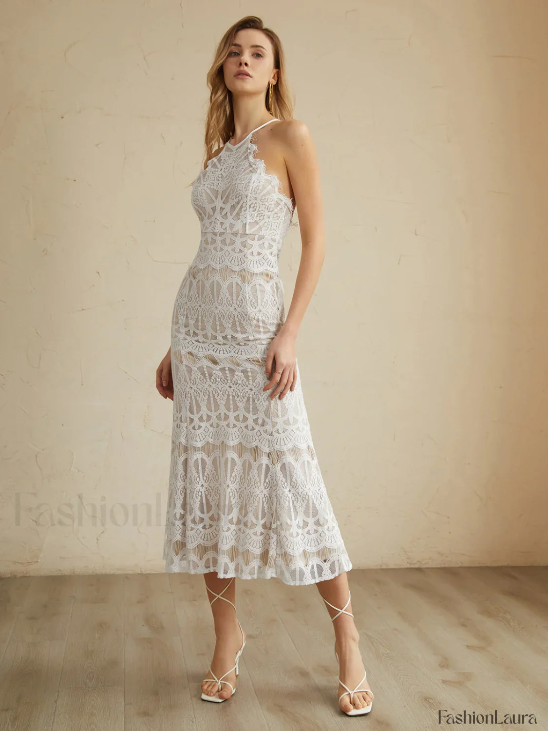 Glamorous Lace Graceful Halter Long Dress - Image 13