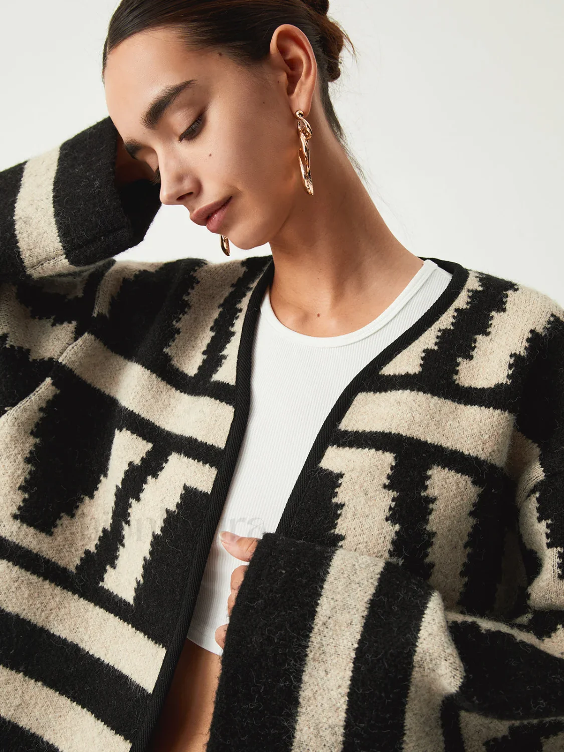 Geometric Print Graceful Kimono Cardigan - Image 8