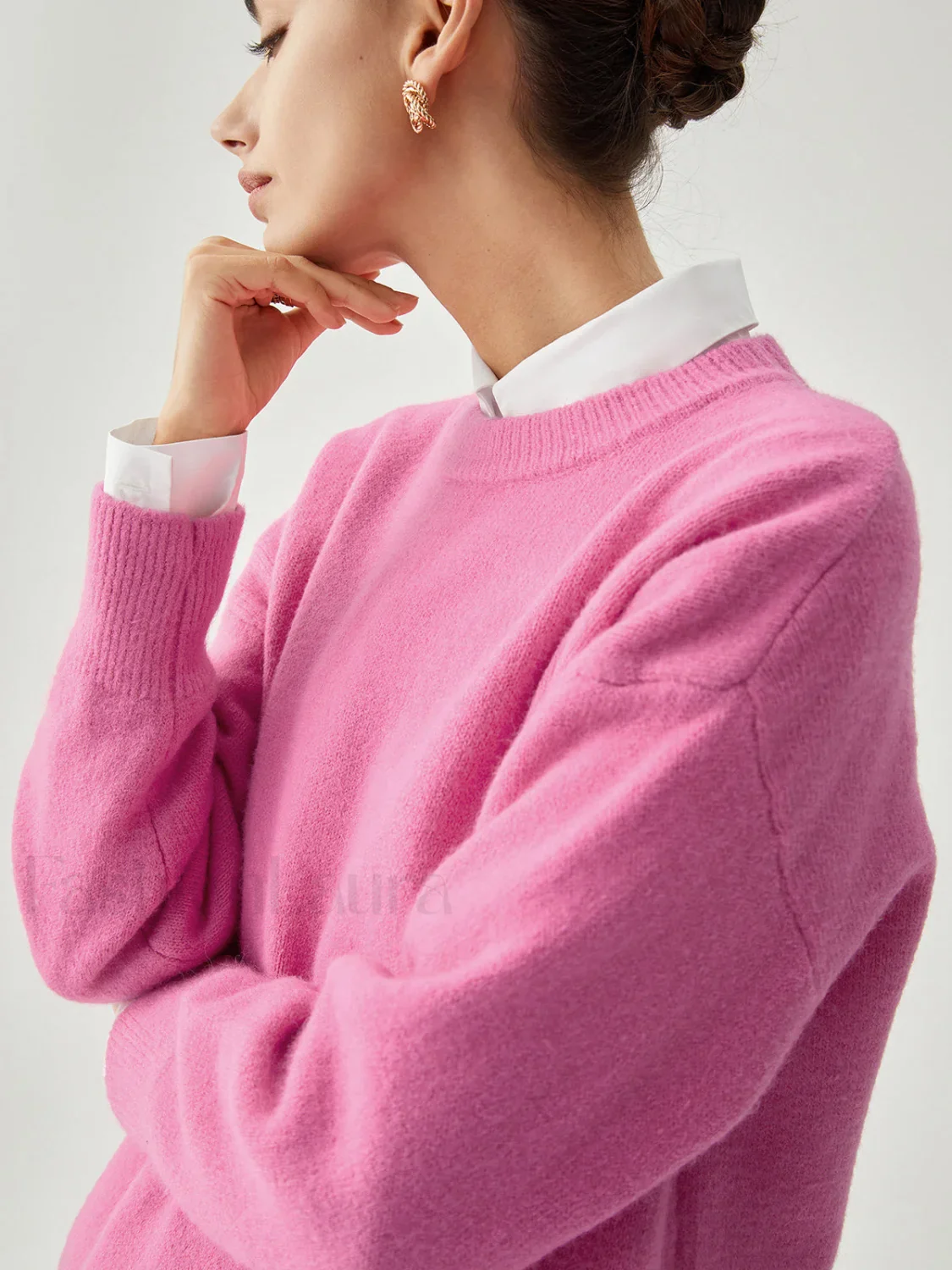 Fuchsia Crew Graceful Neck Knit Sweater - Image 7