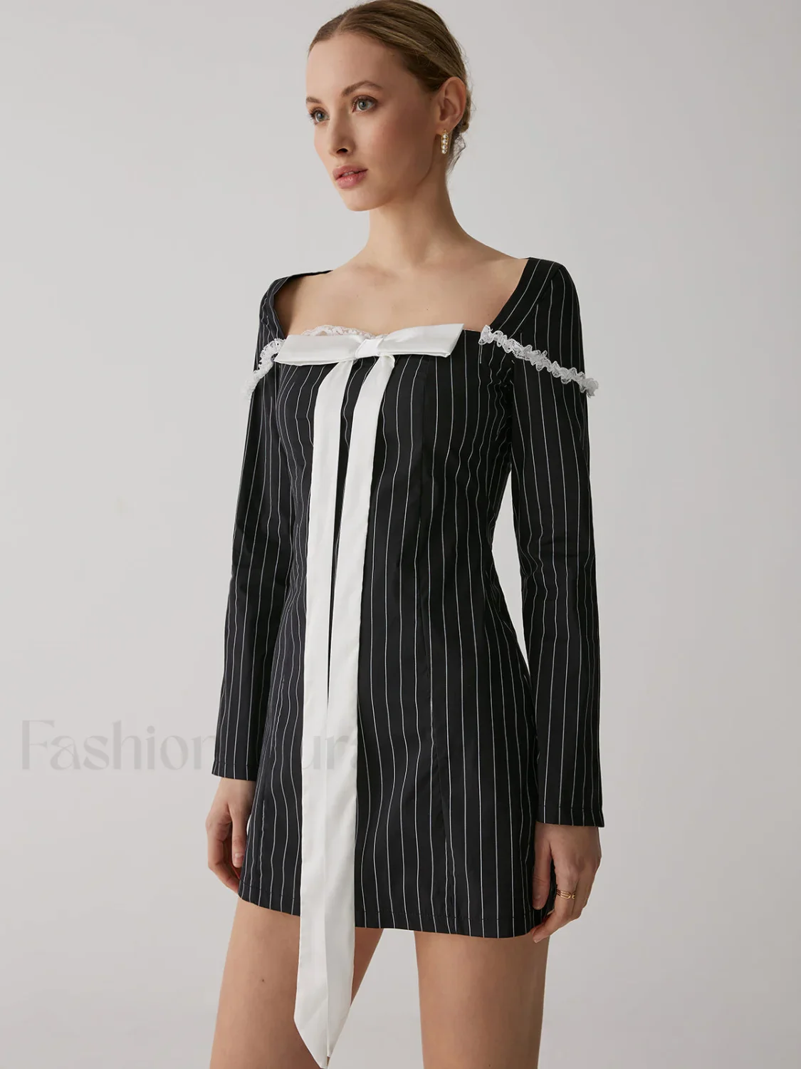 French Square Graceful Neck Short Dress - Image 10