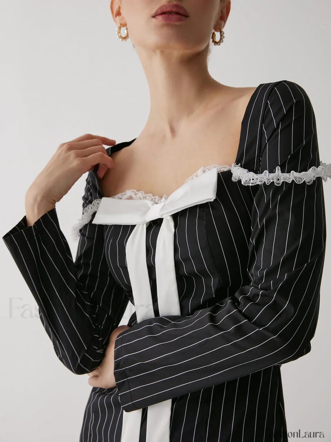French Square Graceful Neck Short Dress - Image 12