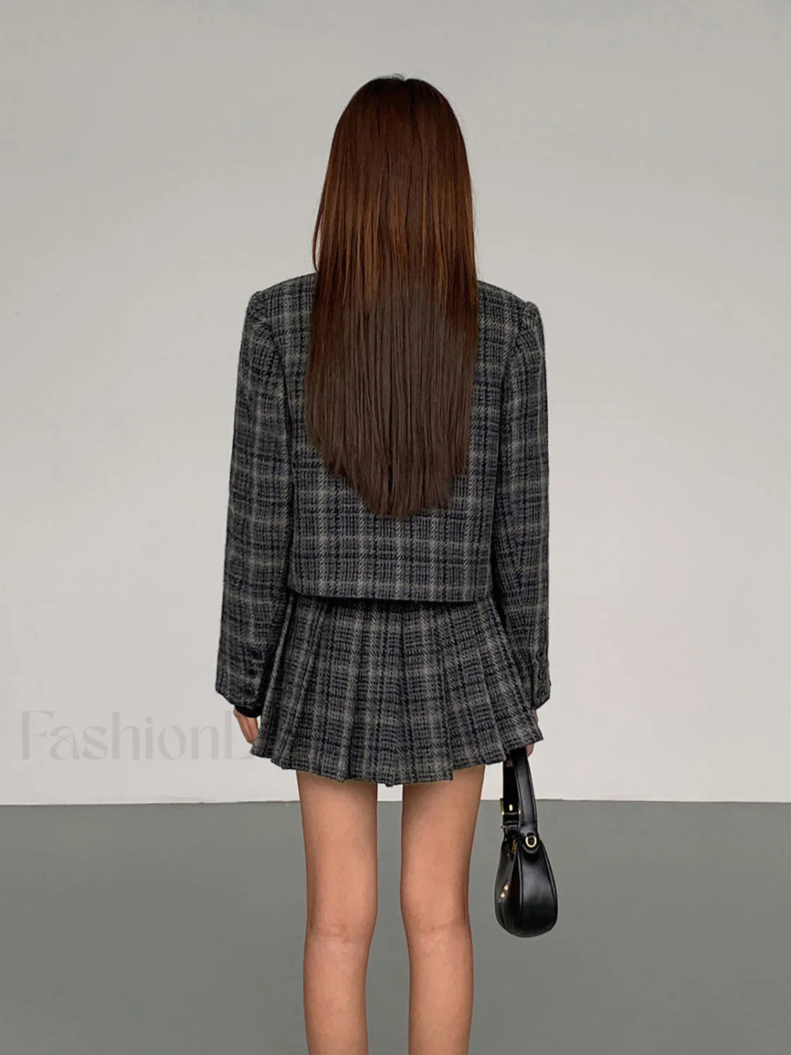Pleated Tweed Graceful Mini Skirt - Image 8