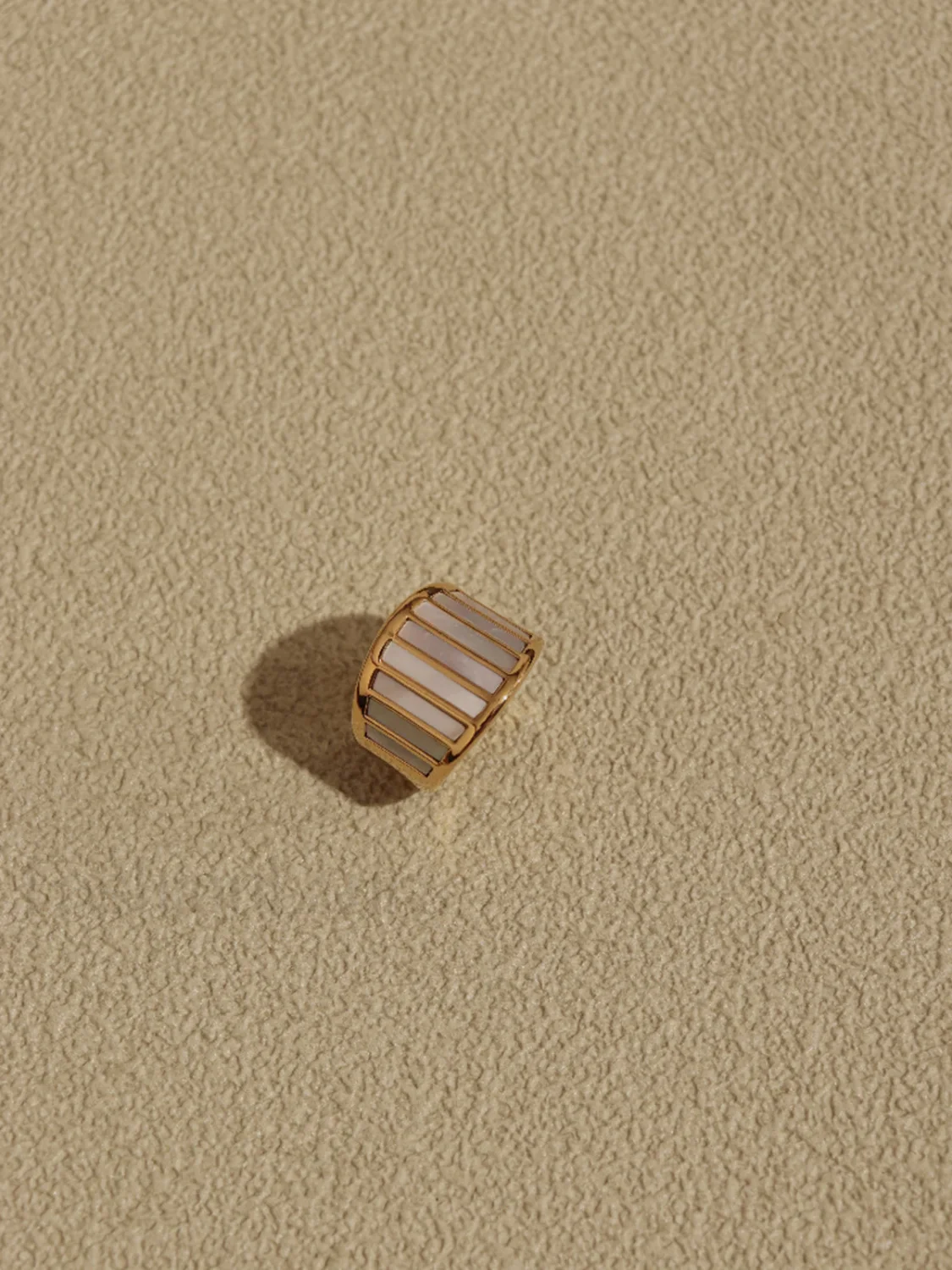 Pinctada Charming Decor Ring - Image 2