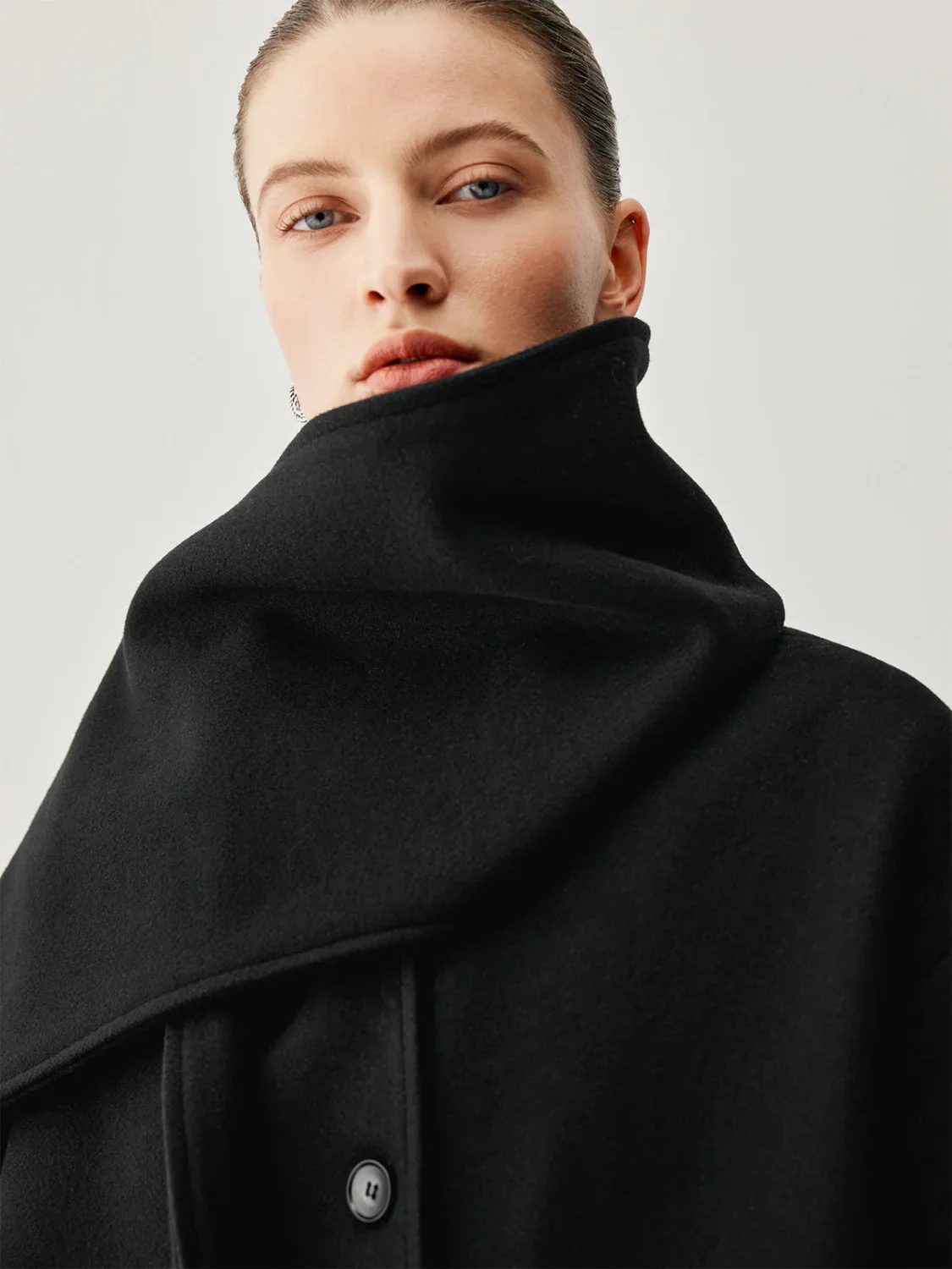 Oversized Button-down Wool Coat Modern with Matching Fringed Scarf - Image 2