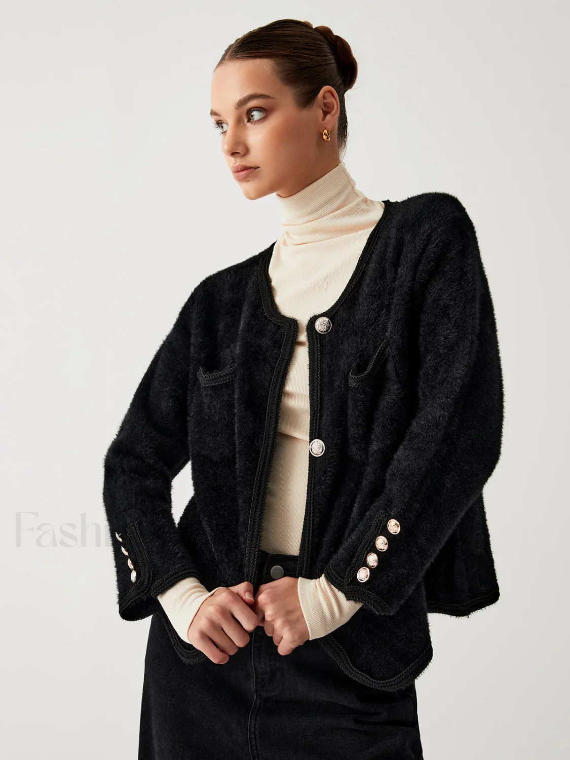 Old Money Graceful Aesthetics Fuzzy Cardigan - Image 4
