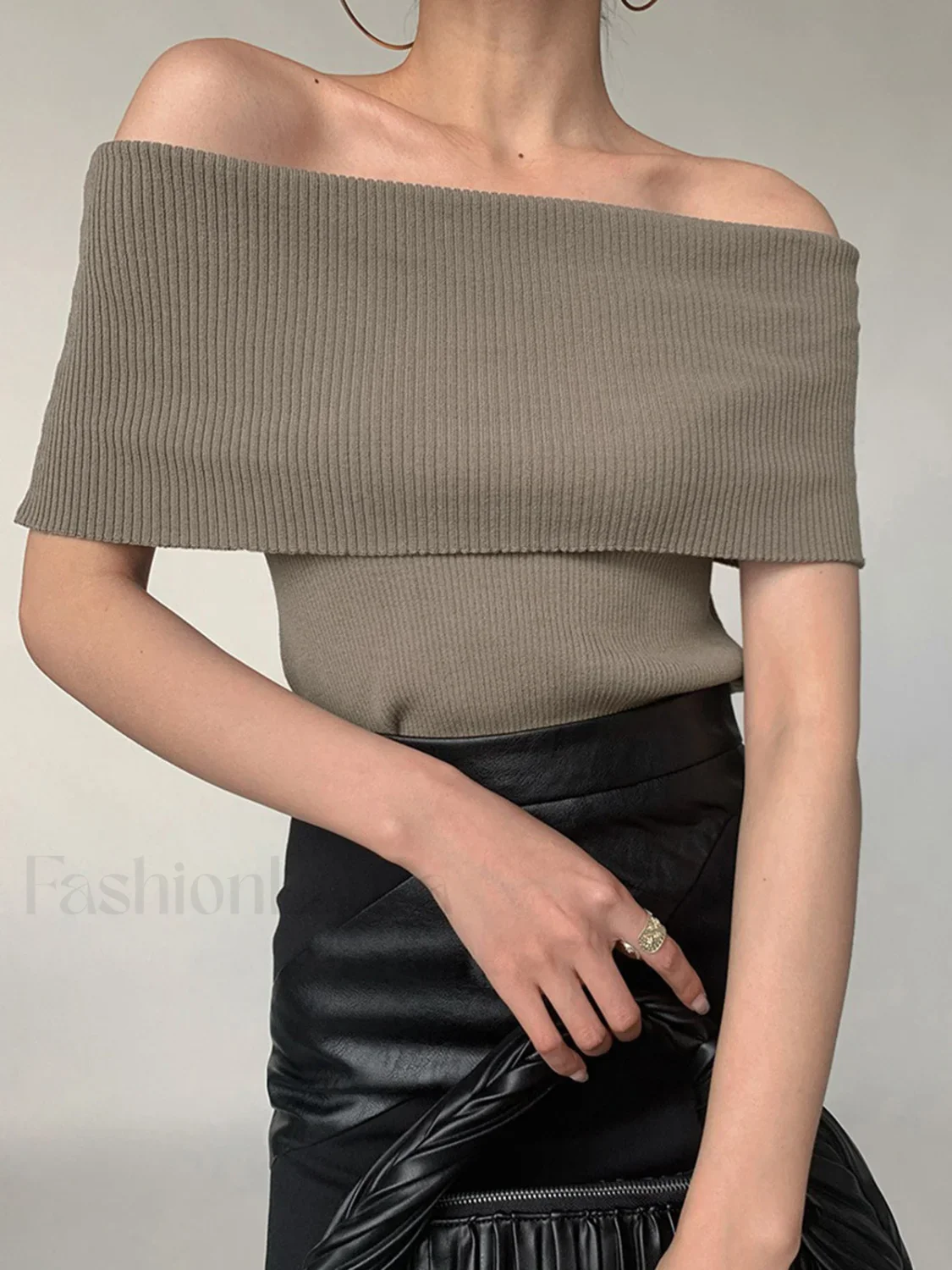 Off-Shoulder Stretch Graceful Knit Top - Image 7