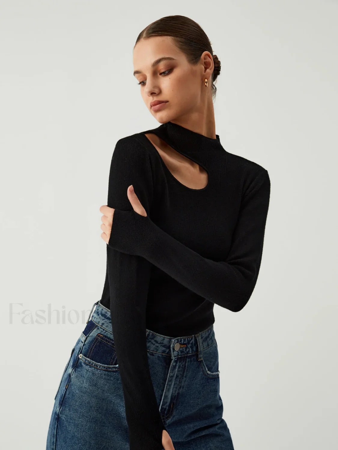 New Era Halter Cutout Modern Long Sleeve Knit Top - Image 2