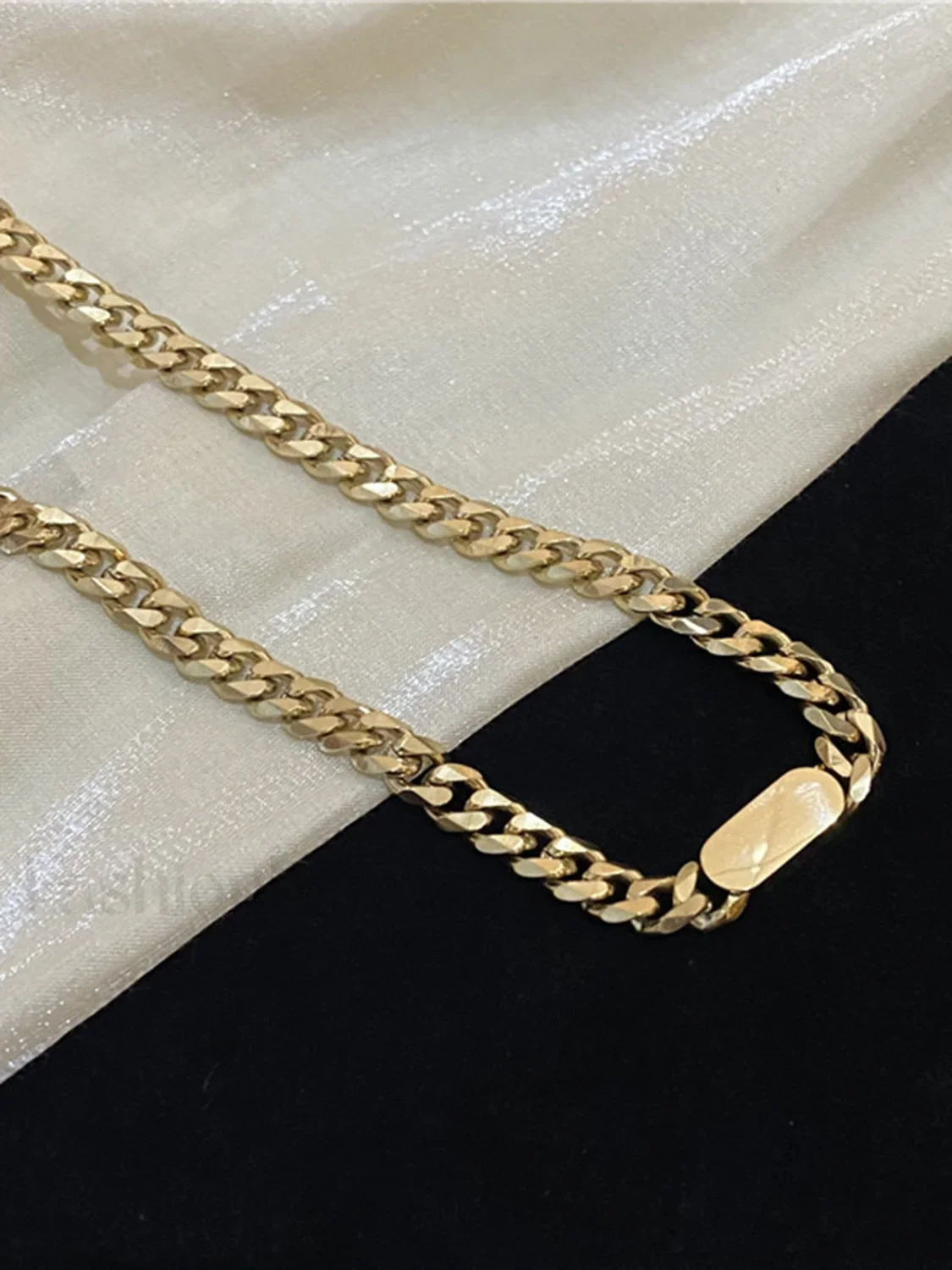 Minimalist Charming Chain Necklace - Image 6