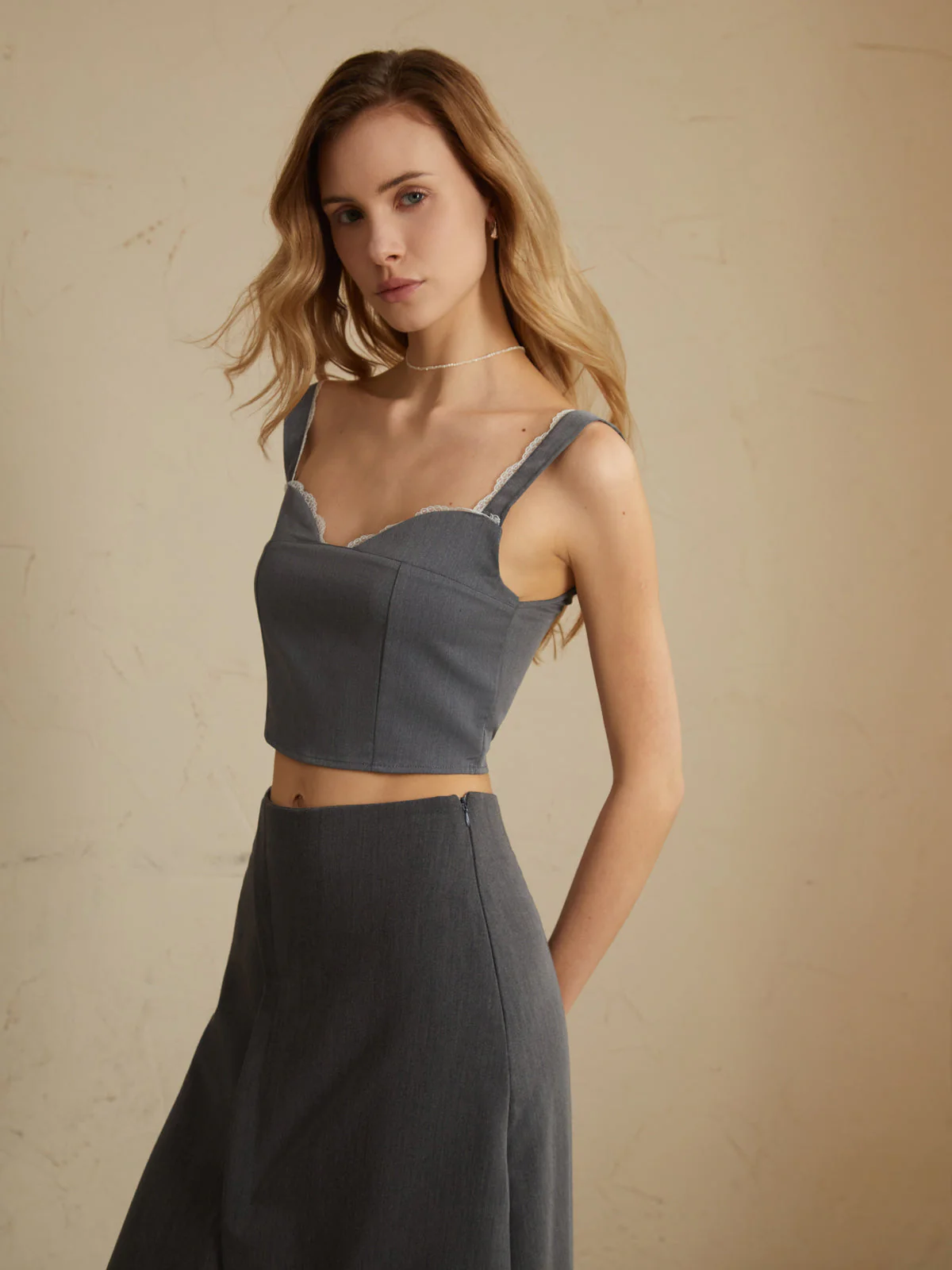 Minimalism Lace Trim Trendy Casual Tank Top - Image 8