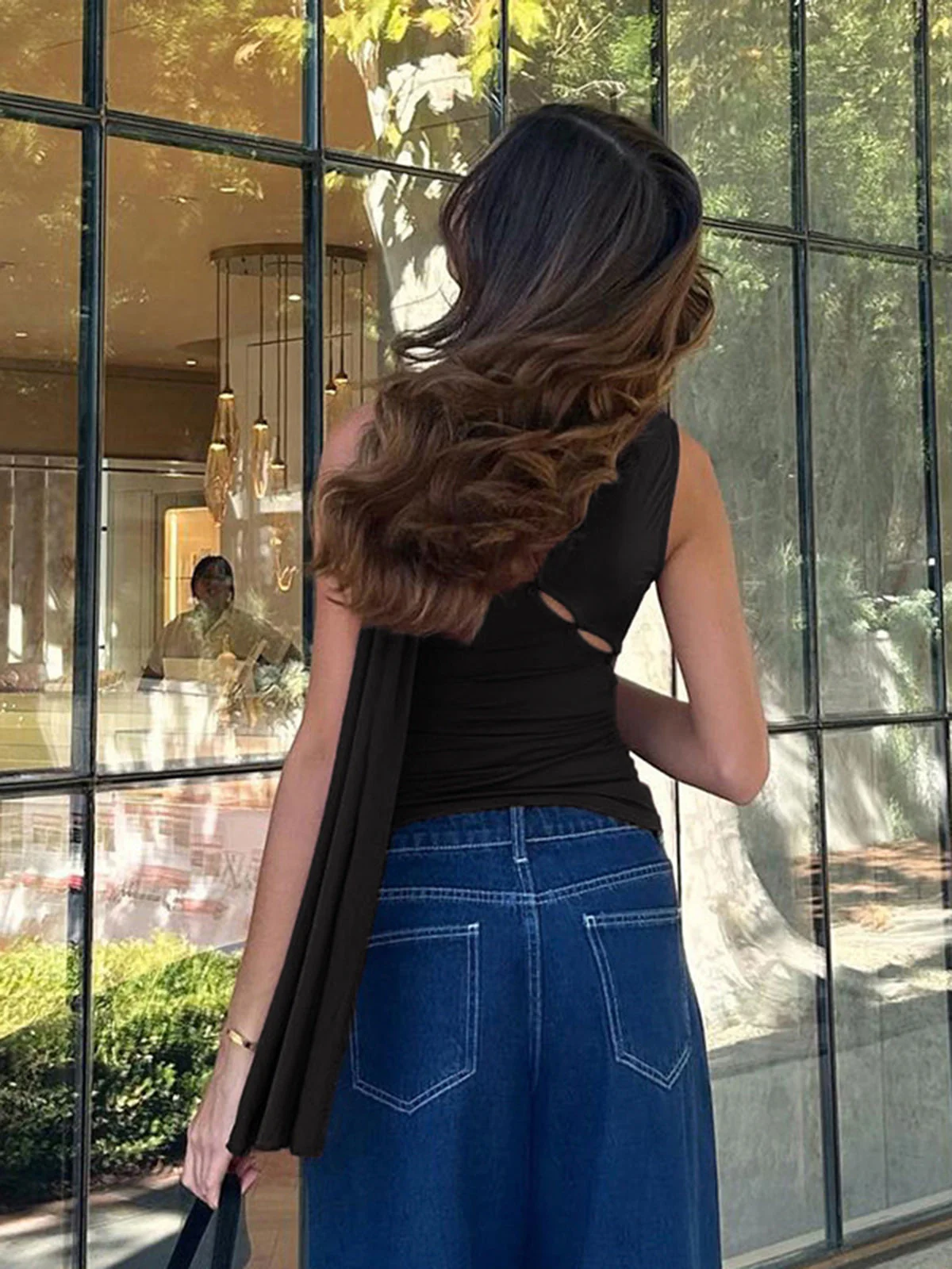 Solid Asymmetrical Graceful Hem Tank Top - Image 6